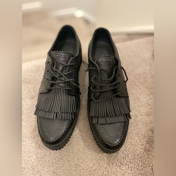 TOD’s 7.5 shoes womens - Picture 3 of 4